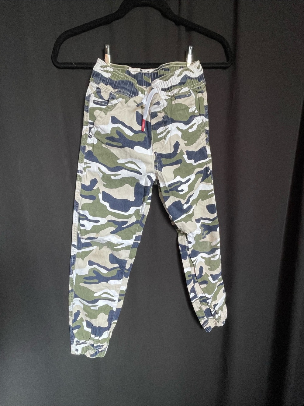 Tommy Hilfiger Kids Camo Joggers in Green, Navy & Cream